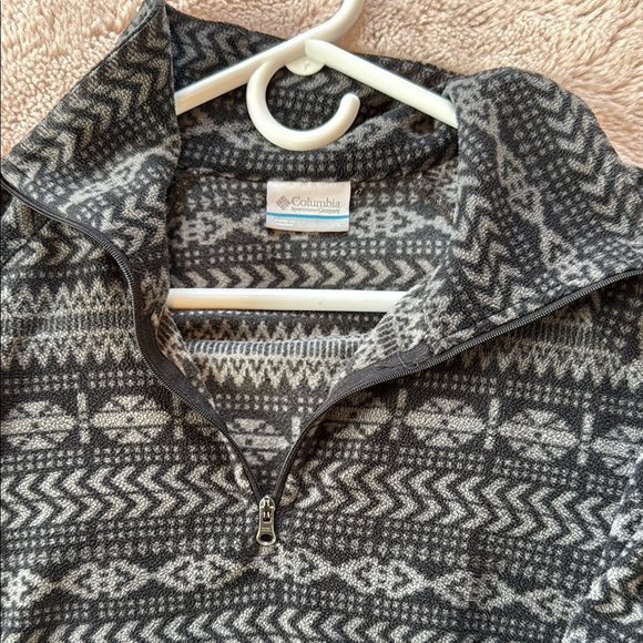 Patterned Quarter-Zip Pullover - Picture 2 of 7